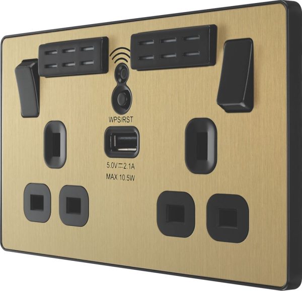 British General Evolve 13A 2-Gang SP Switched Wi-Fi Extender Socket + 2.1A 10.5W 1-Outlet Type A USB Charger Satin Brass with Black Inserts