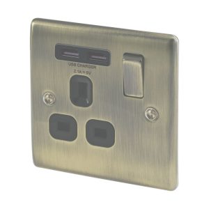 British General Nexus Metal 13A 1-Gang SP Switched Socket + 2.1A 10.5W 2-Outlet Type A USB Charger Antique Brass with Black Inserts