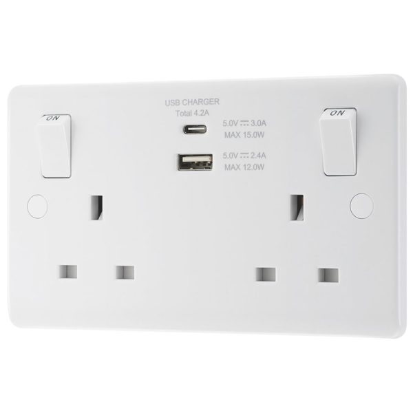 LAP  13A 2-Gang SP Switched Socket + 4.2A 15W 2-Outlet Type A & C USB Charger White