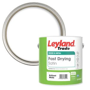 Leyland Trade 2.5Ltr Brilliant White Satin Wood & Metal Paint