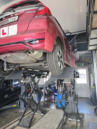 Attitude Motors Greenoge