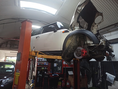 Car garage Speedy Auto Service Burgagery-Lands West