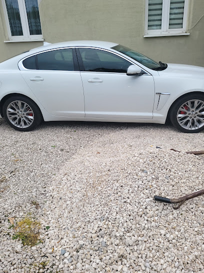 DK Garage Rathdowney