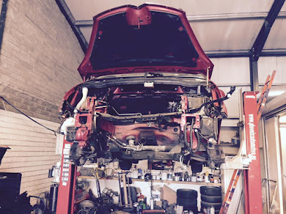 Ian Darling Auto Repair Toor