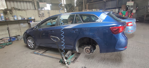 Kenneth Anderson Tyres Rouryglen