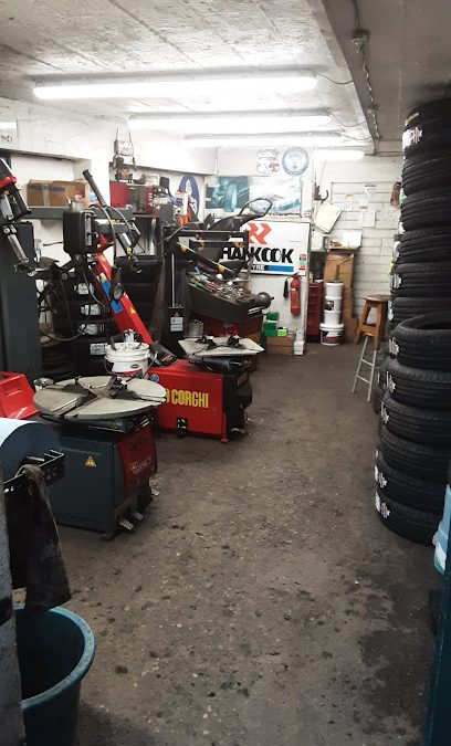 Roundabout Tire Centre Walkinstown