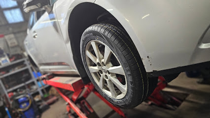 Thompsons Garage Manorhamilton